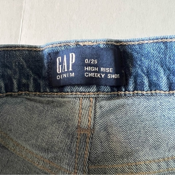 Gap denim button fly high rise cheeky shorts size 0/25 - Picture 12 of 13